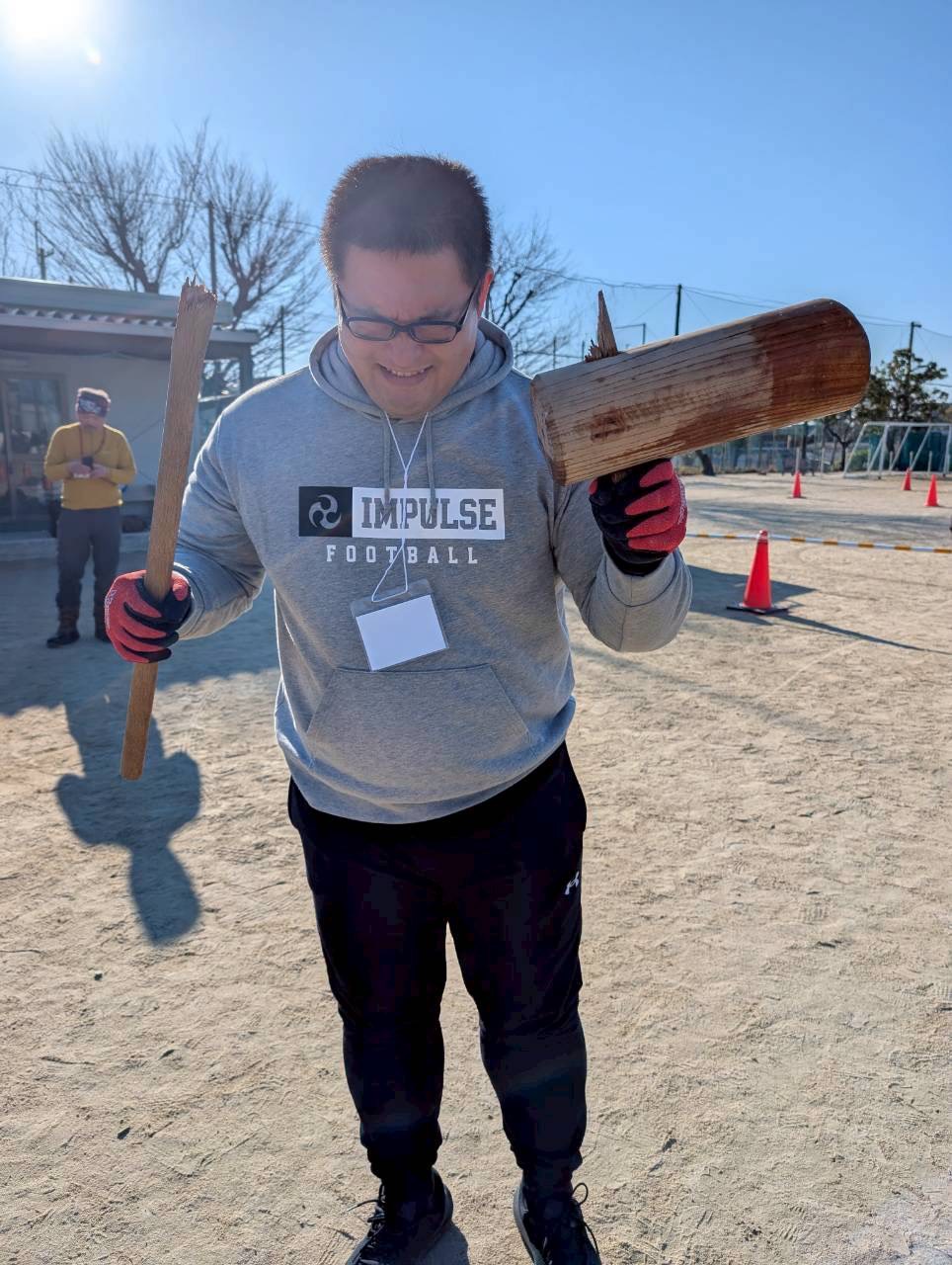 �������i09